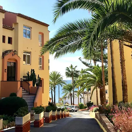 Fantastic In Front Complex In Calahonda - Dona Lola - Cs129 Sitio de Calahonda